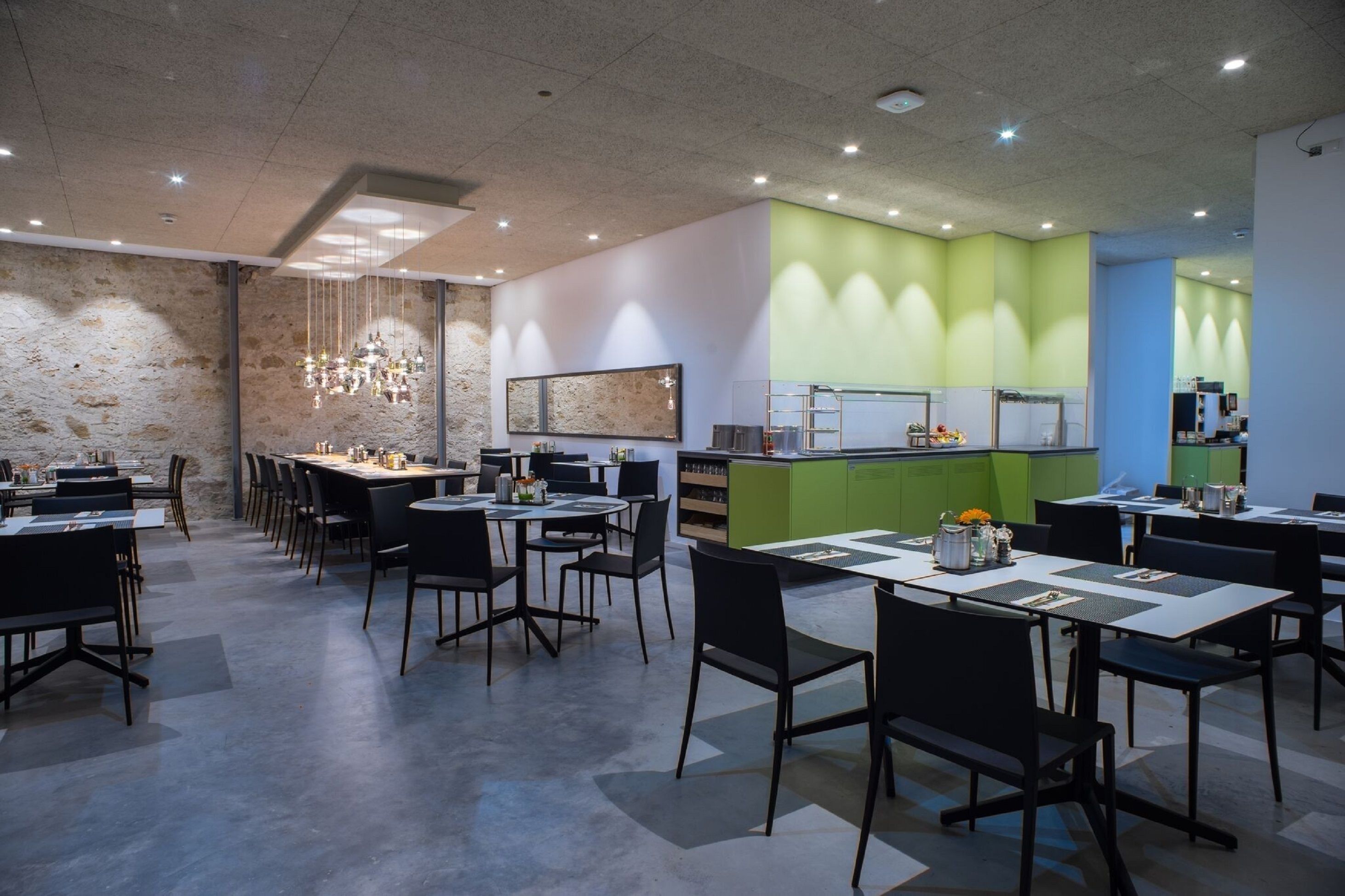 daily buffet breakfast (eur 15 per person)