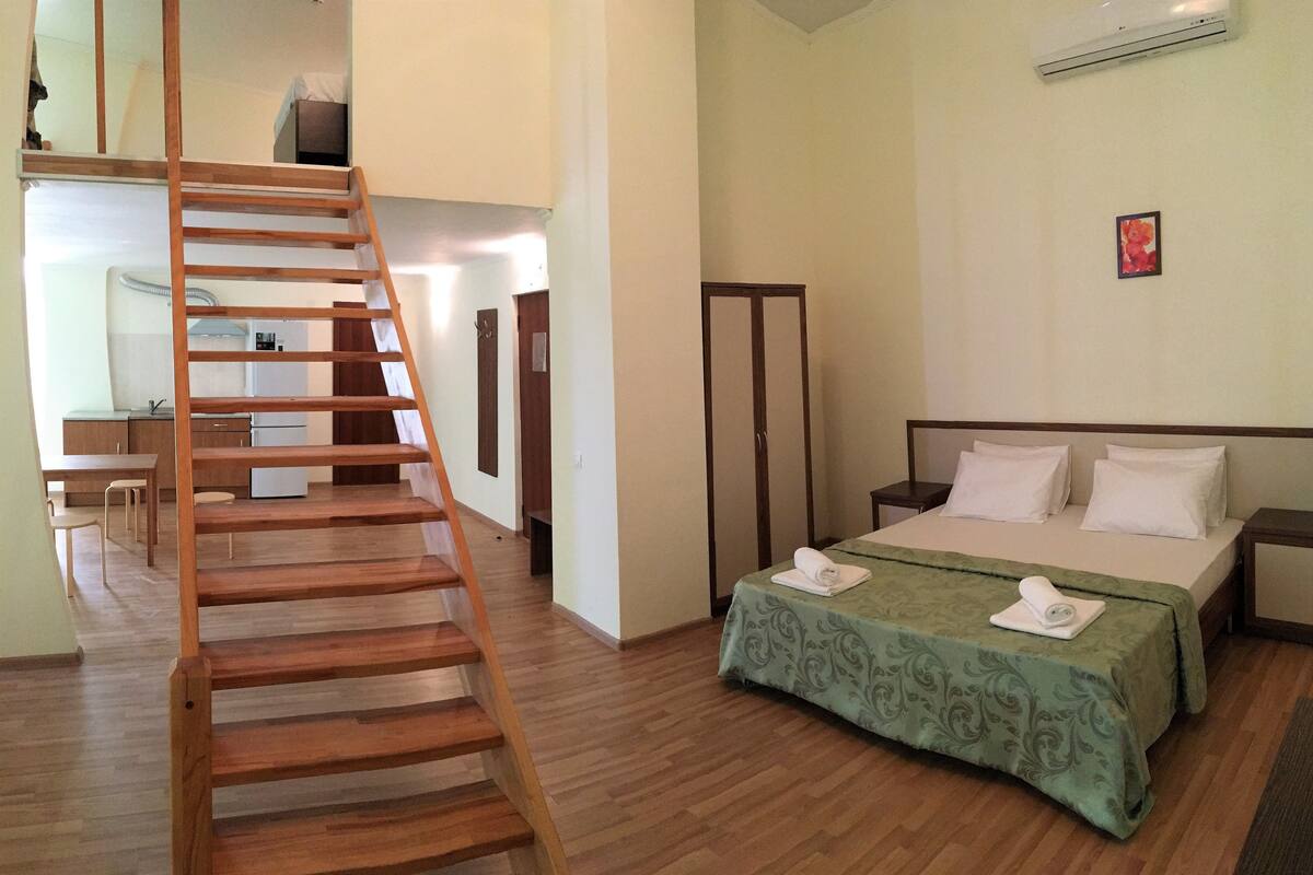 Apartment | Seterika/papan seterika, katil bayi/kot (surcaj), Wi-fi percuma