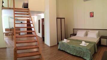 Iron/ironing board, cots/infant beds, free WiFi