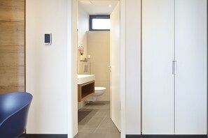 Hair dryer, towels - Glück in Sicht (Gluecksburg)