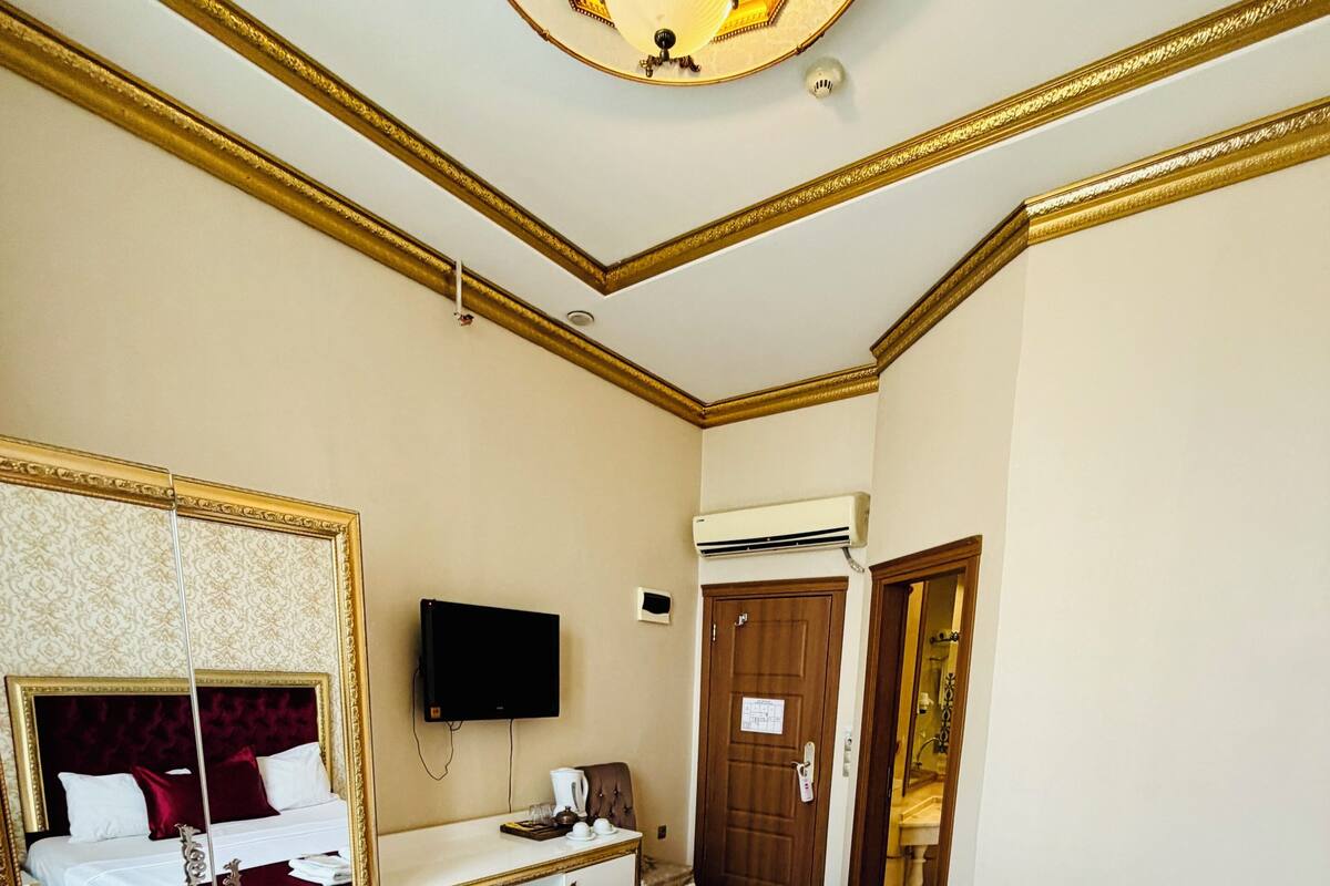Minibar, in-room safe, desk, soundproofing