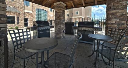 Staybridge Suites Houston - Humble Beltway 8 E by IHG