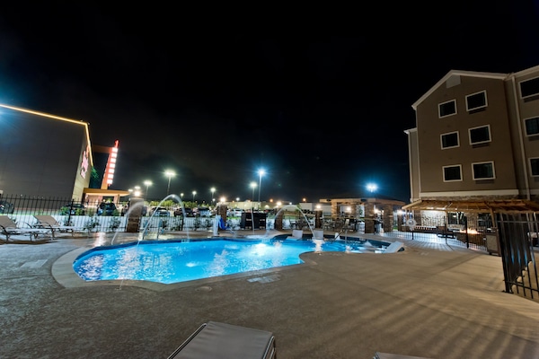 Utomhuspool