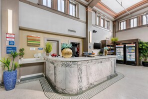 Lobby - Hotel 1914 - Historic Alamo Riverwalk, an Ascend Collection Hotel (San Antonio)