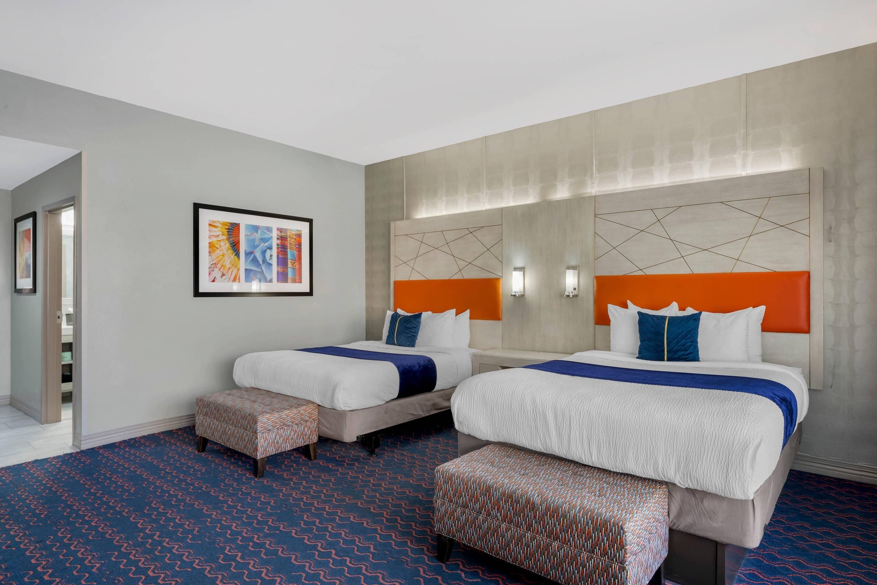 Kamer, 2 queensize bedden, toegankelijk voor mindervaliden, niet-roken | Luxe beddengoed, een kluis op de kamer, een bureau, een laptopwerkplek