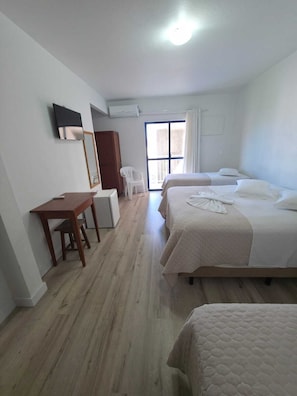Minibar, blackout drapes, iron/ironing board, free WiFi - Oceano Hotel de Barra Velha (Barra Velha)