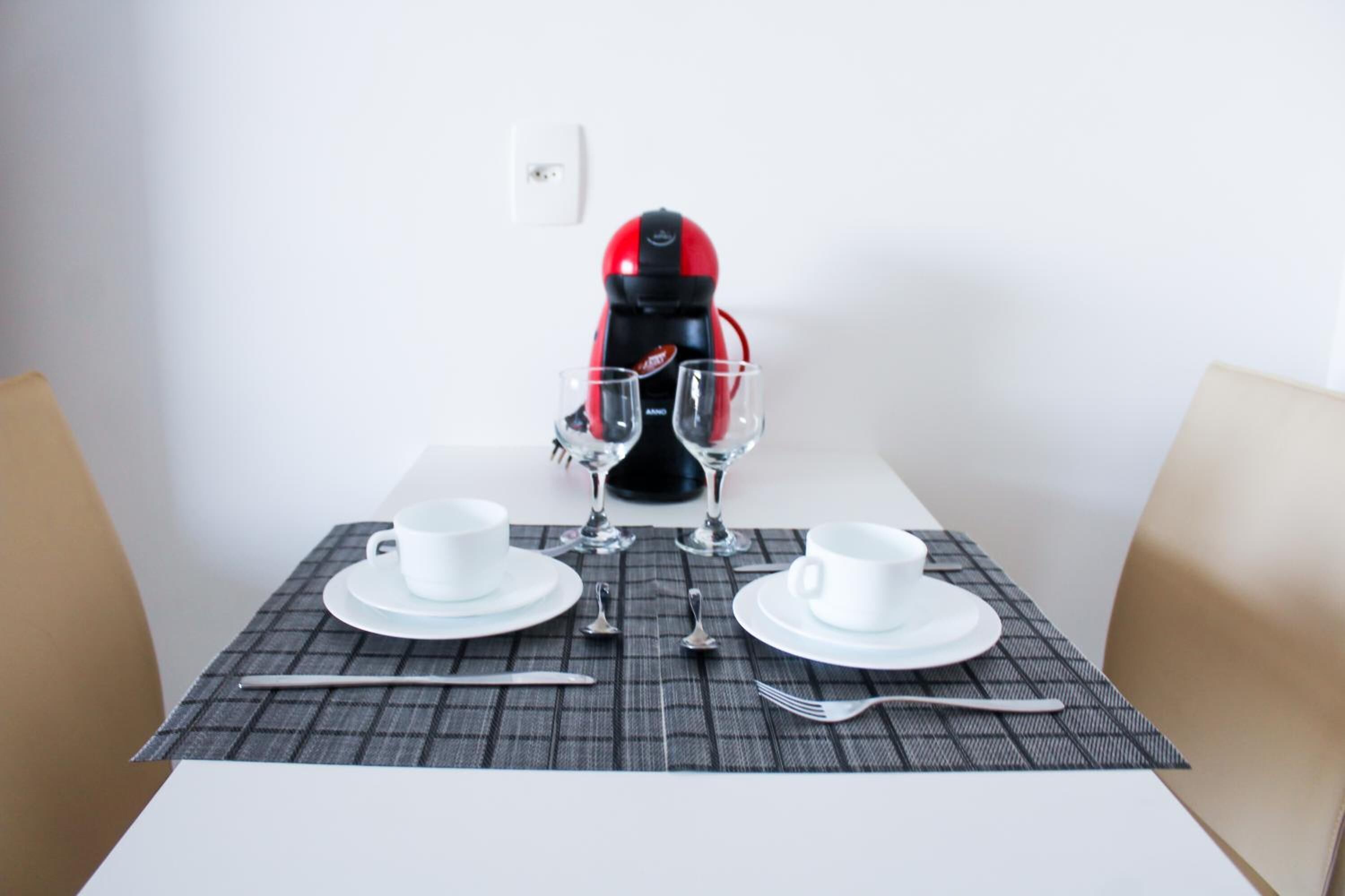 fridge, microwave, espresso maker, coffee/tea maker