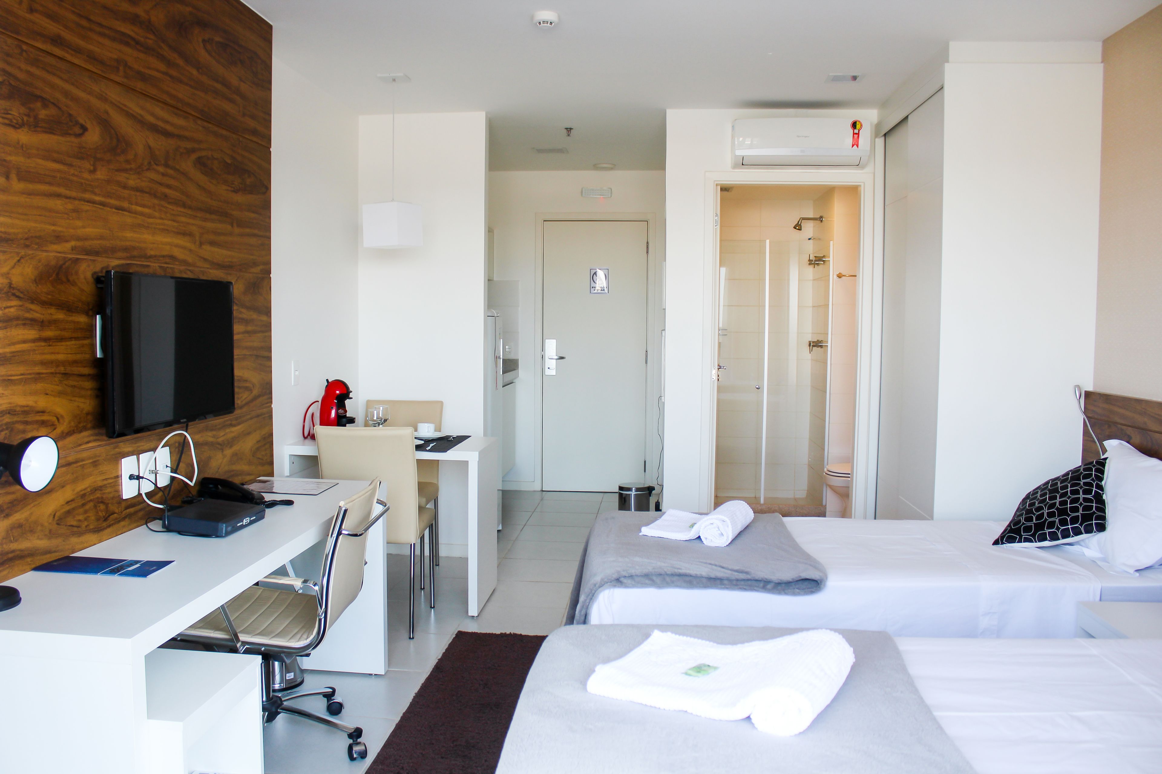 egyptian cotton sheets, minibar, desk, blackout curtains