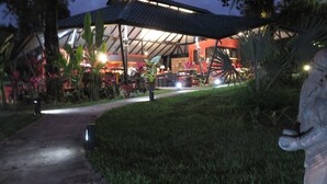 Ngoại thất