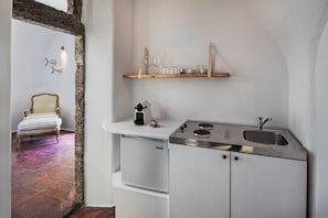 Appartement, 1 chambre, bain à remous | Coin cuisine privé | Réfrigérateur, four, plaque de cuisson, machine à expresso