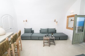 LÀgenhet - 1 sovrum - bubbelpool | 1 sovrum, ljudisolering, strykjÀrn/strykbrÀda och gratis barnsÀngar