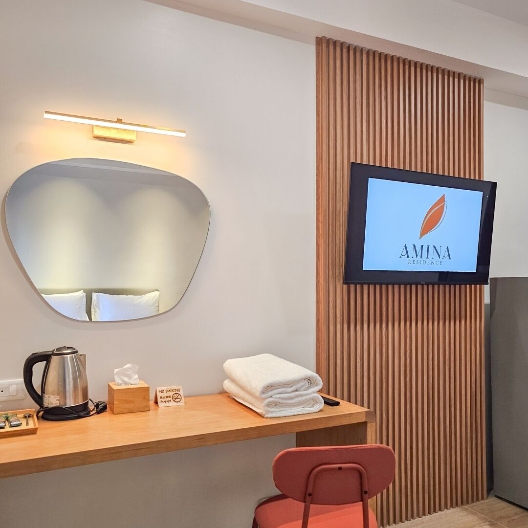 Comfort Double Room, 1 King Bed | Desk, laptop workspace, blackout drapes, free WiFi