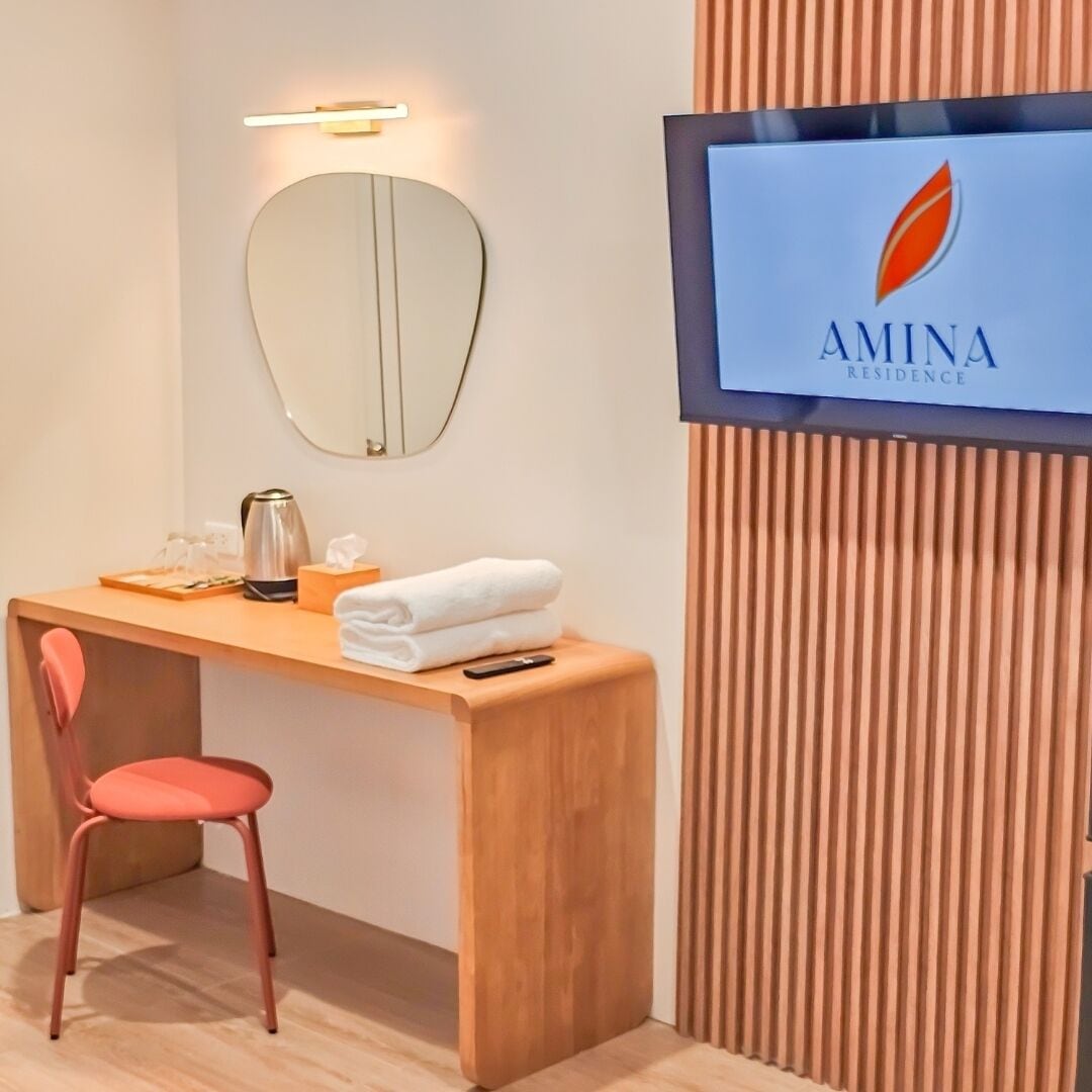 Comfort Double Room, 1 King Bed | Desk, laptop workspace, blackout drapes, free WiFi