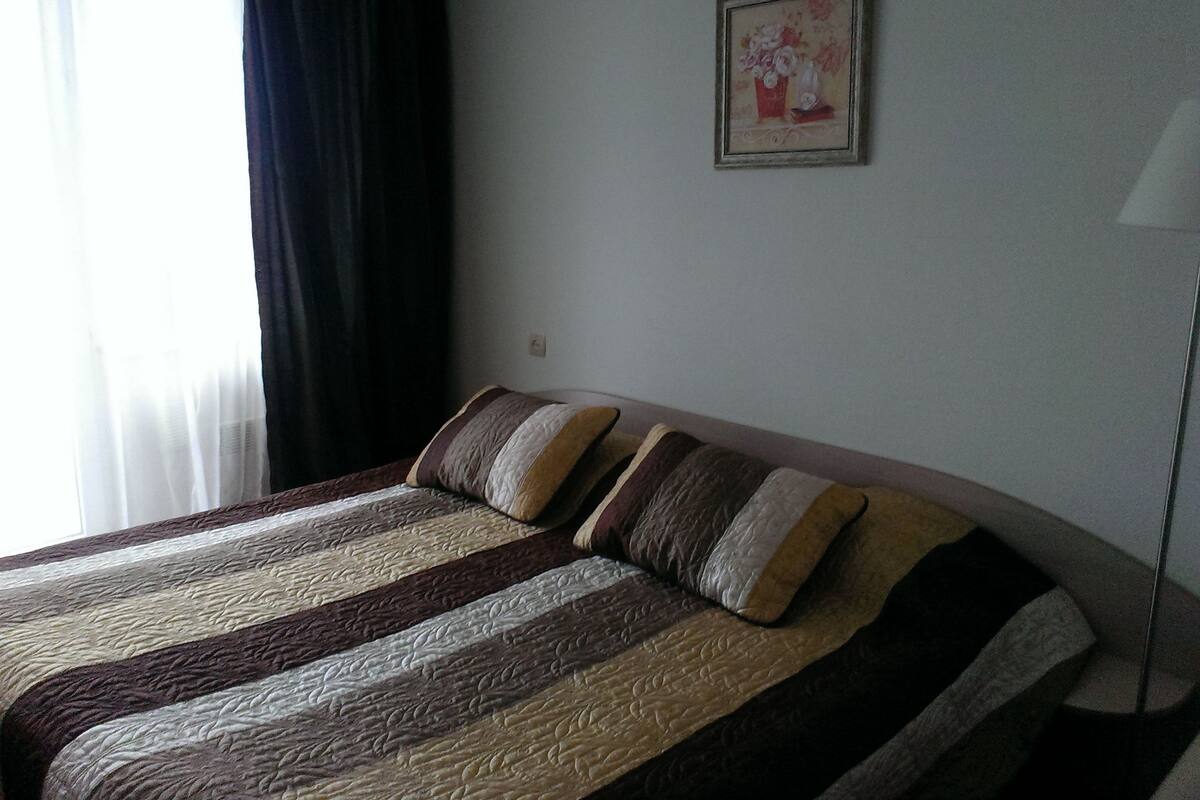 Suite | In-room safe, desk, iron/ironing board (on request)