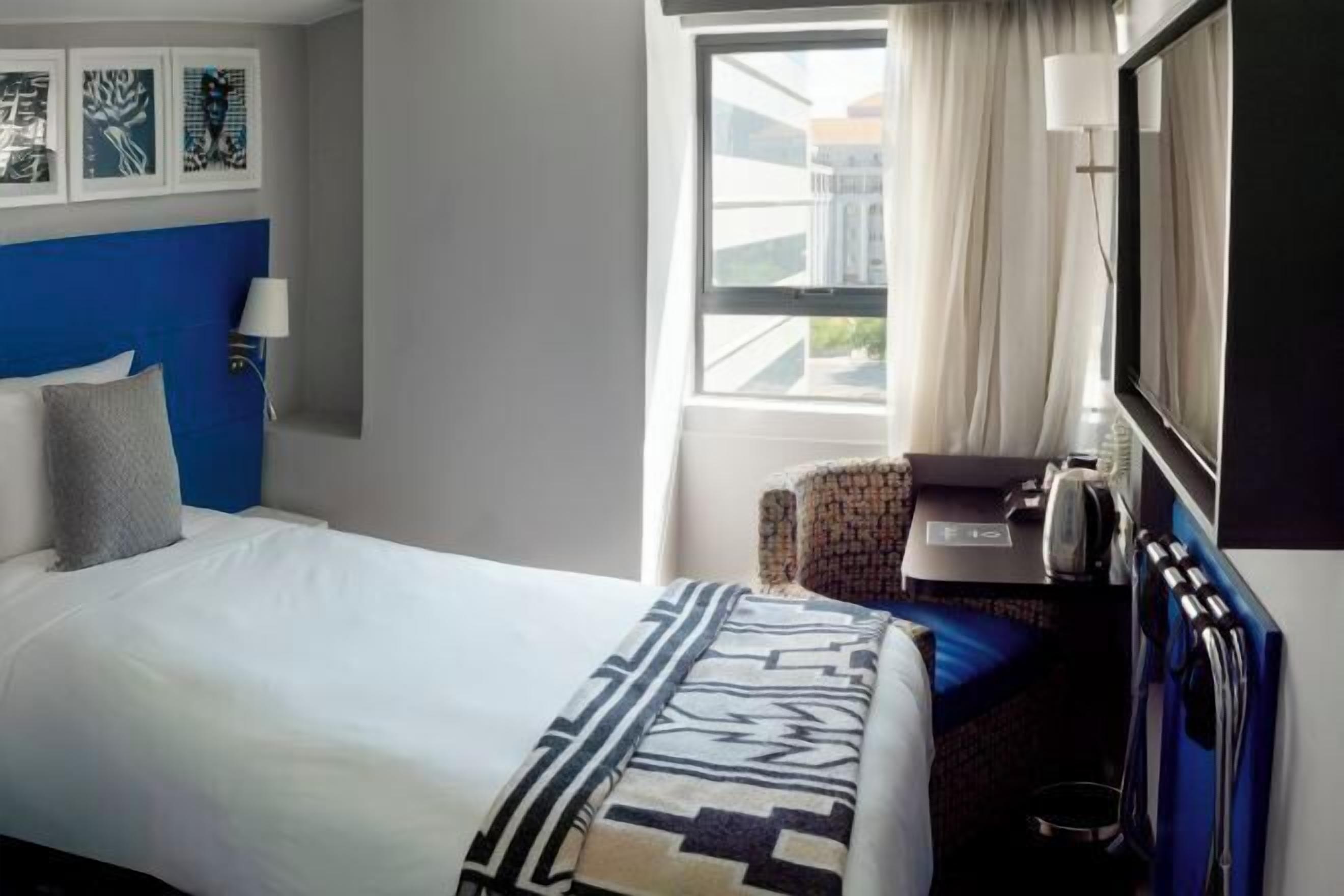 Literie de qualité supérieure, coffres-forts dans les chambres, bureau