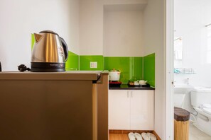 Fridge, microwave, stovetop, rice cooker - Hoa Pho 2 Apartment (Ho Chi Minh City)