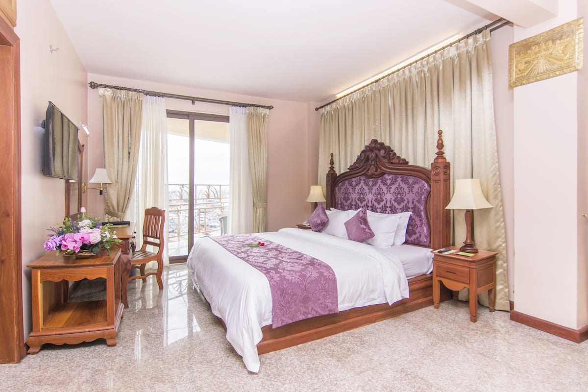 1 bedroom, minibar, in-room safe, desk