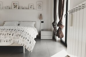 مكواة/لوح كي وواي فاي مجانًا وتسهيلات لدخول الكراسي المتحركة