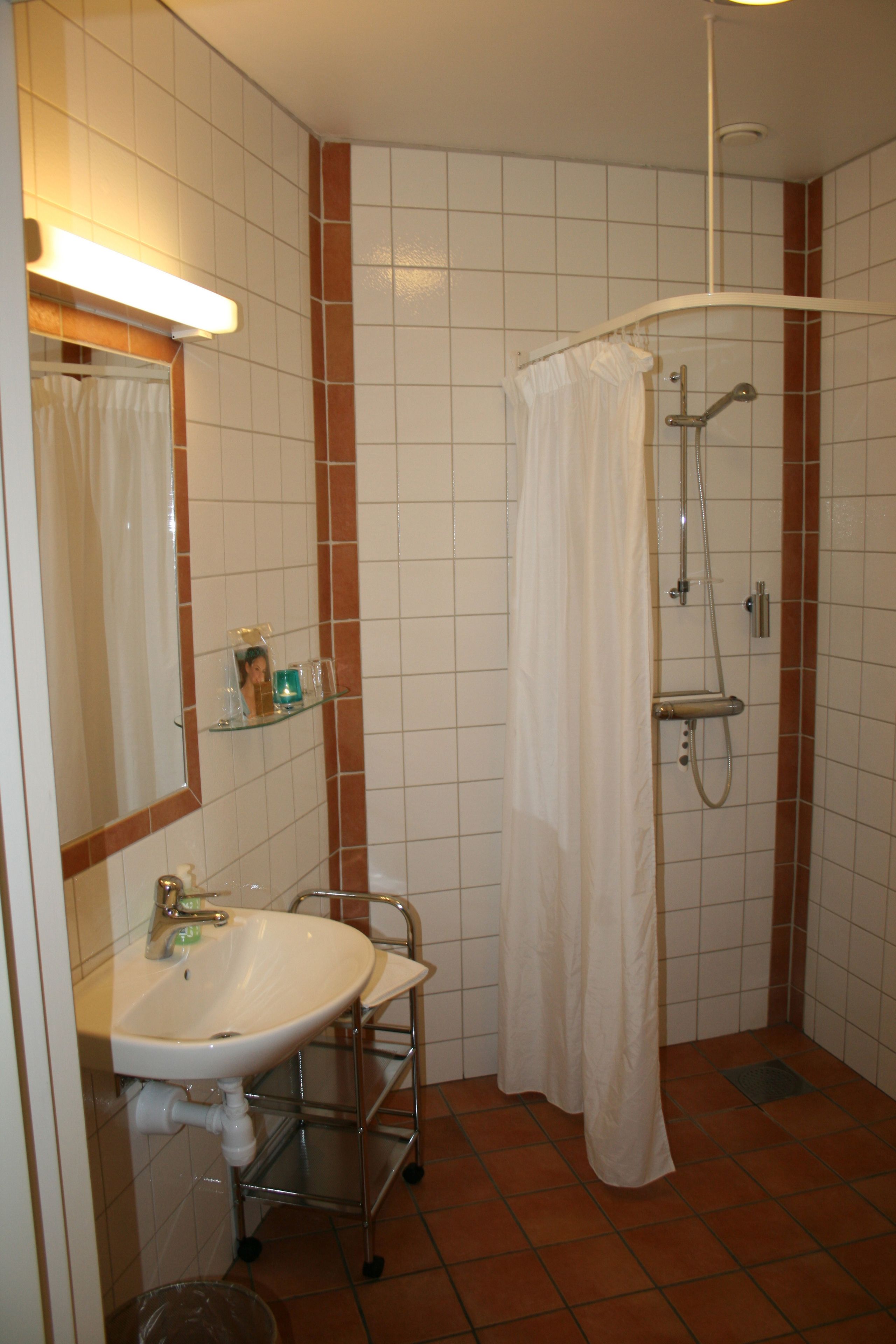 shower, free toiletries, hair dryer, bathrobes