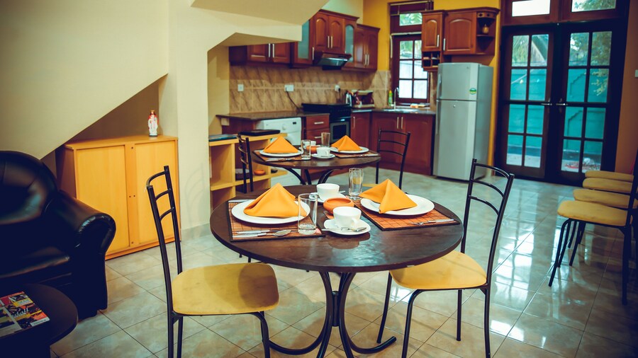 ザ テラノヴァ イン