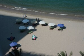 Triple Room With Sea View | Minibar, in-room safe, desk, free WiFi - Bellevue Hotel (Nha Trang)
