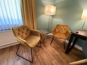 Chambre Double | Coin séjour
