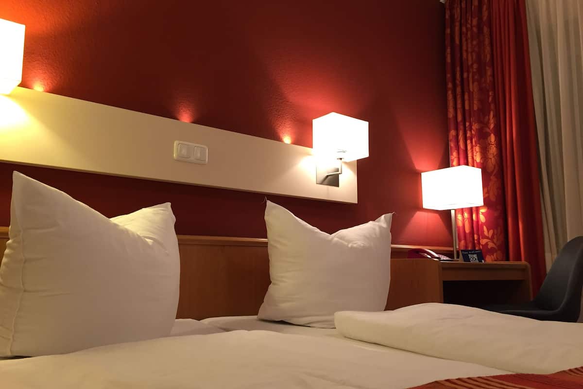 double room | desk, iron/ironing board, rollaway beds, free wifi