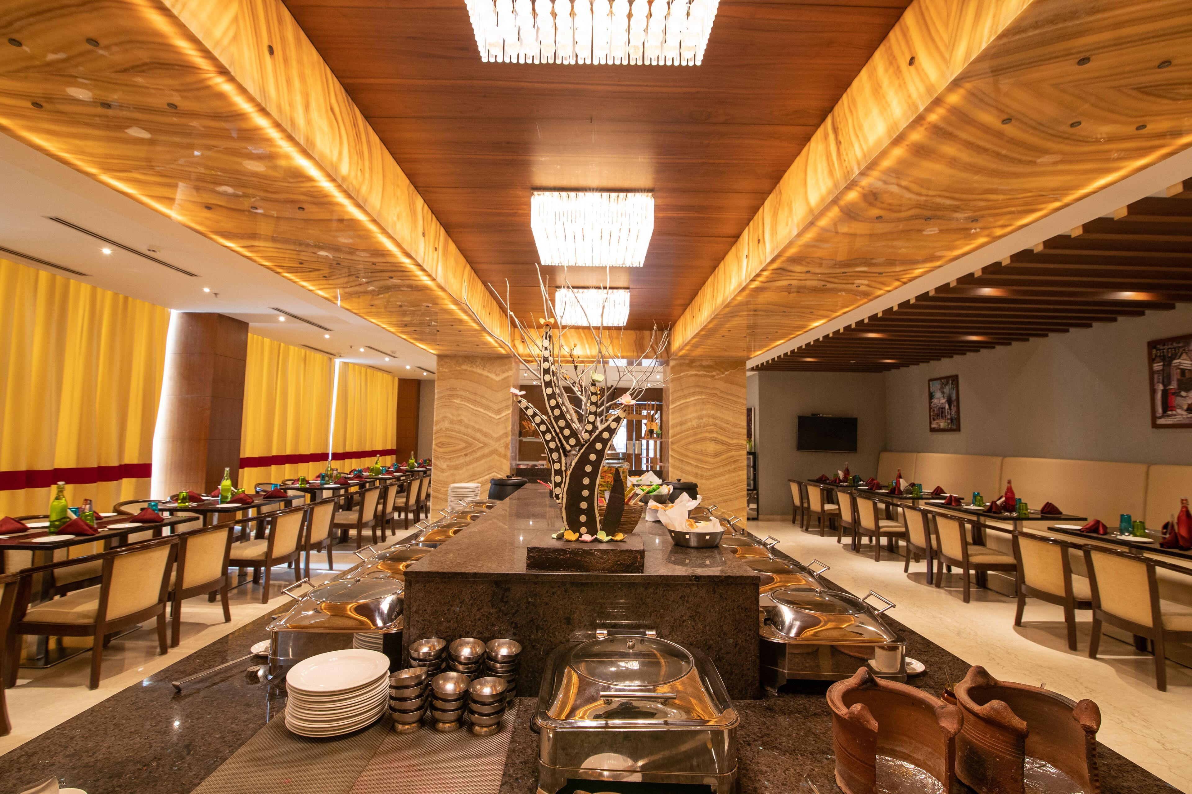 5 restaurants, international cuisine