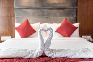 이그제큐티브 더블룸, 전용 욕실, 시내 전망 | 이집트산 면 시트, 고급 침구, 템퍼페딕 침대, 객실 내 금고