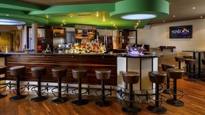 Bar (on property) - Hotel Stalden (Berikon)