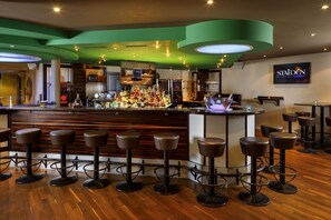 بار (في المنشاة)