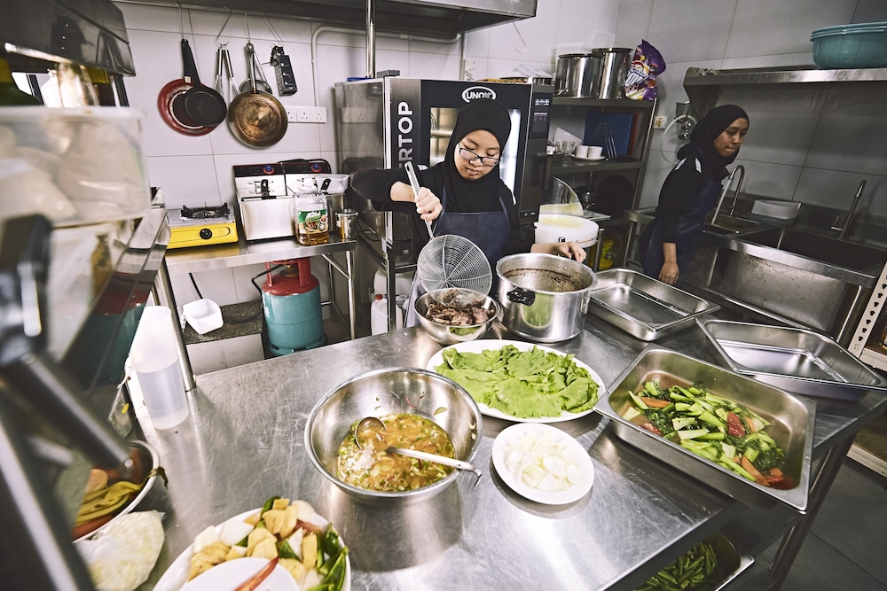 Meritin Hotel Kuching by null