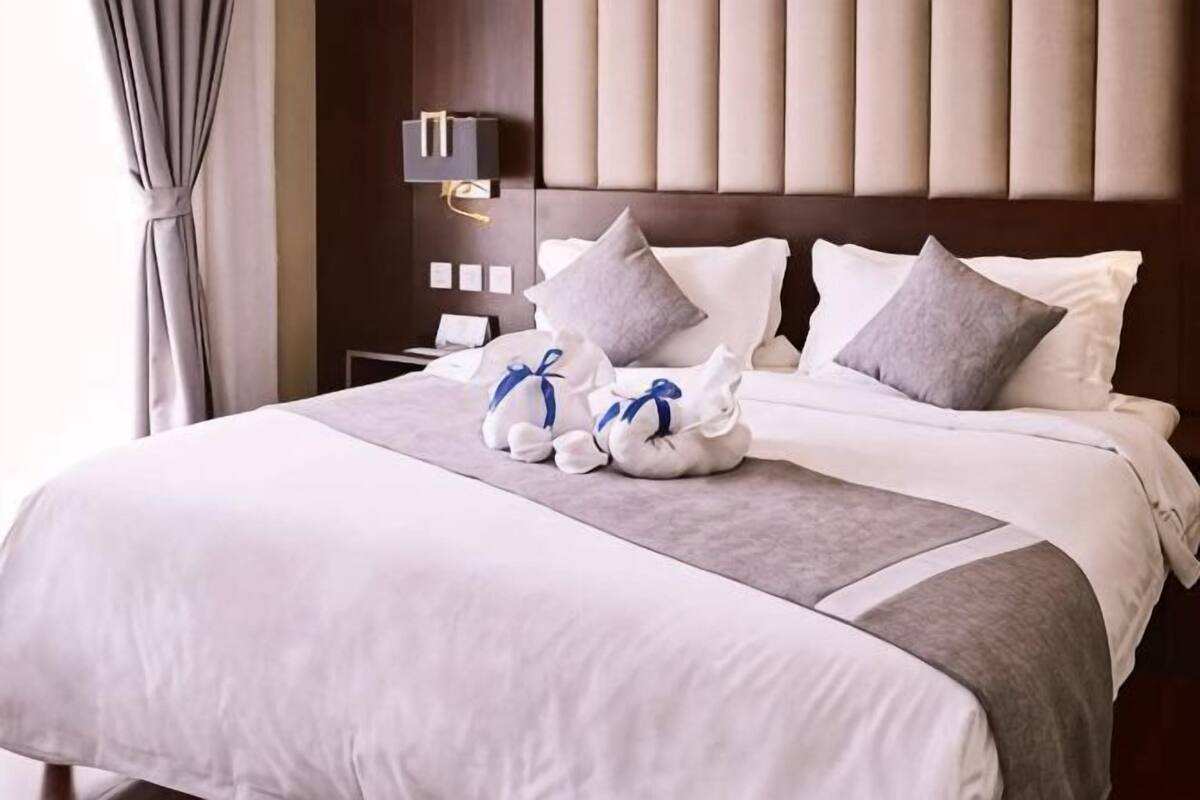 Minibar, in-room safe, desk, blackout drapes