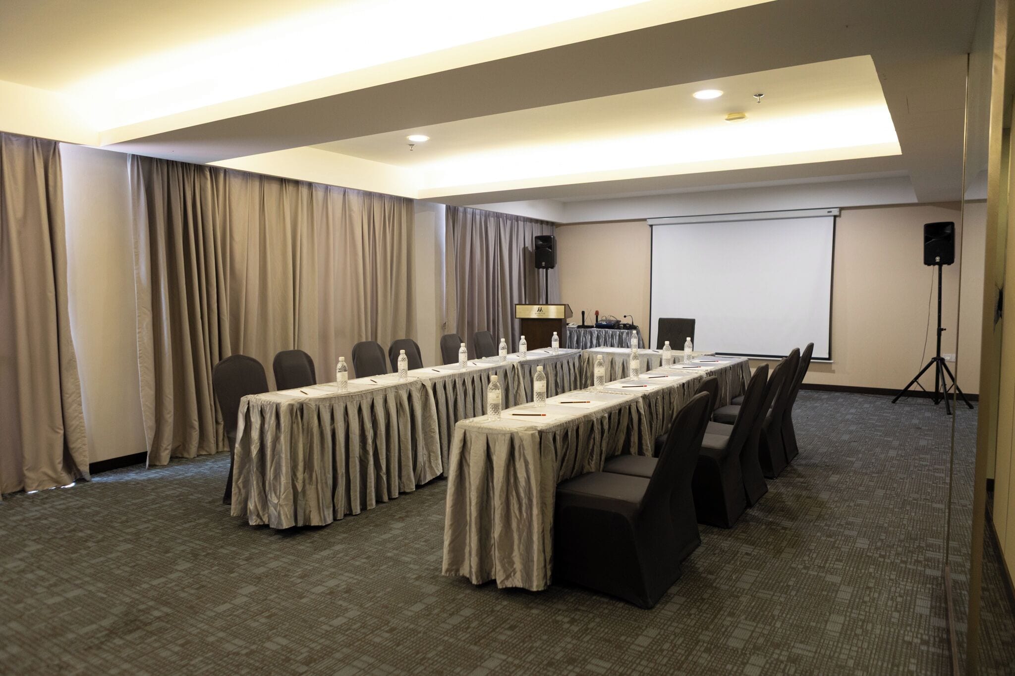 Photo - Meritin Hotel