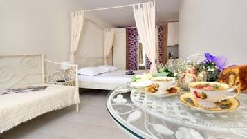 1 bedroom, in-room safe, free WiFi, bed sheets