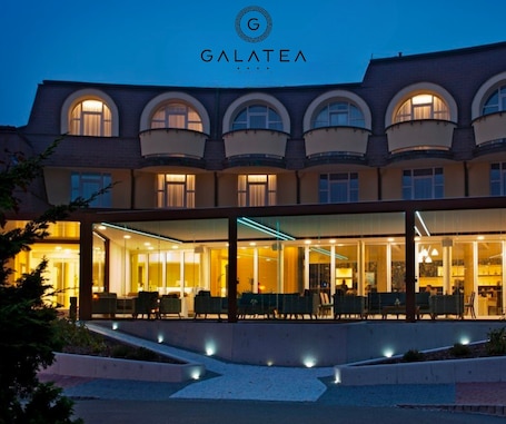 Exterior. Hotel Galatea