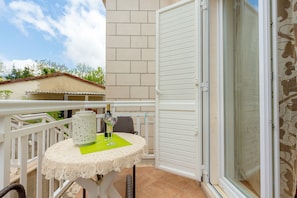 In-room safe, free cots/infant beds, free WiFi, bed sheets