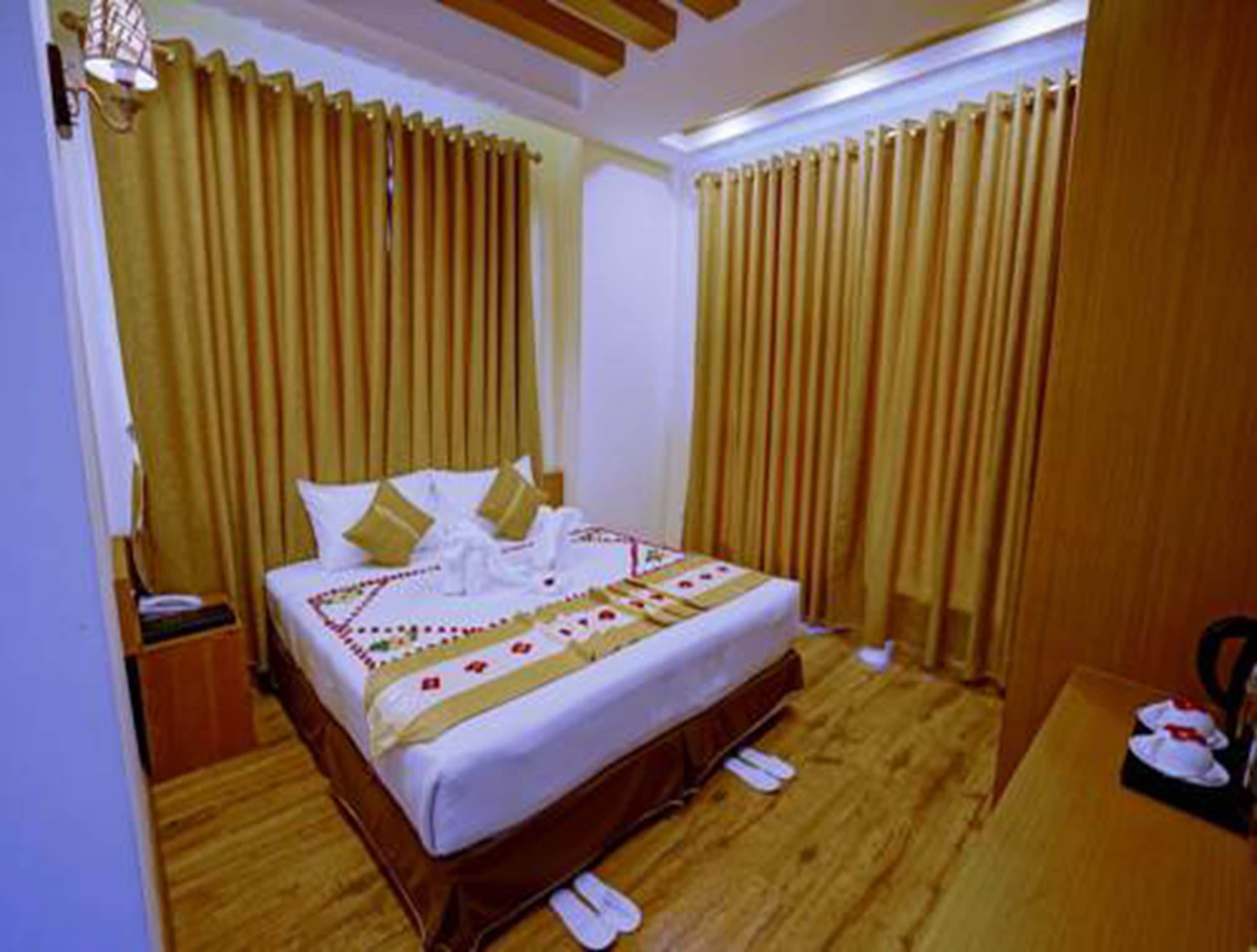 superior double or twin room | premium bedding, minibar, in-room safe, individually furnished