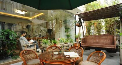 Hangzhou BanMuFangTang Boutique Inn