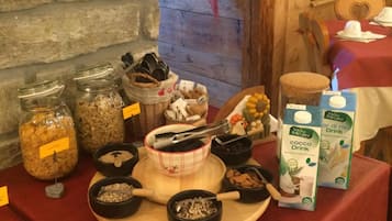 Colazione a buffet a pagamento, servita tutte le mattine
