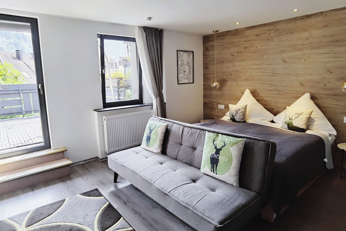 double room, balcony | 1 bedroom, premium bedding, desk, blackout curtains