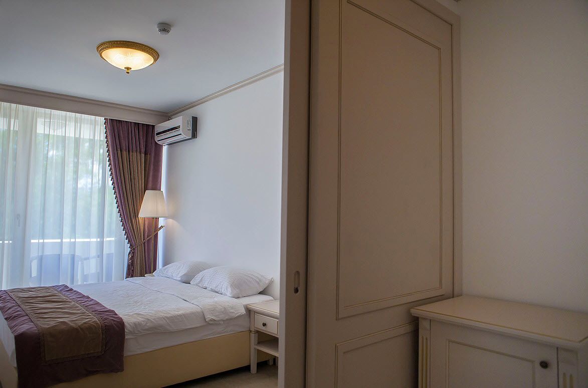 suite | minibar, in-room safe, rollaway beds, free wifi
