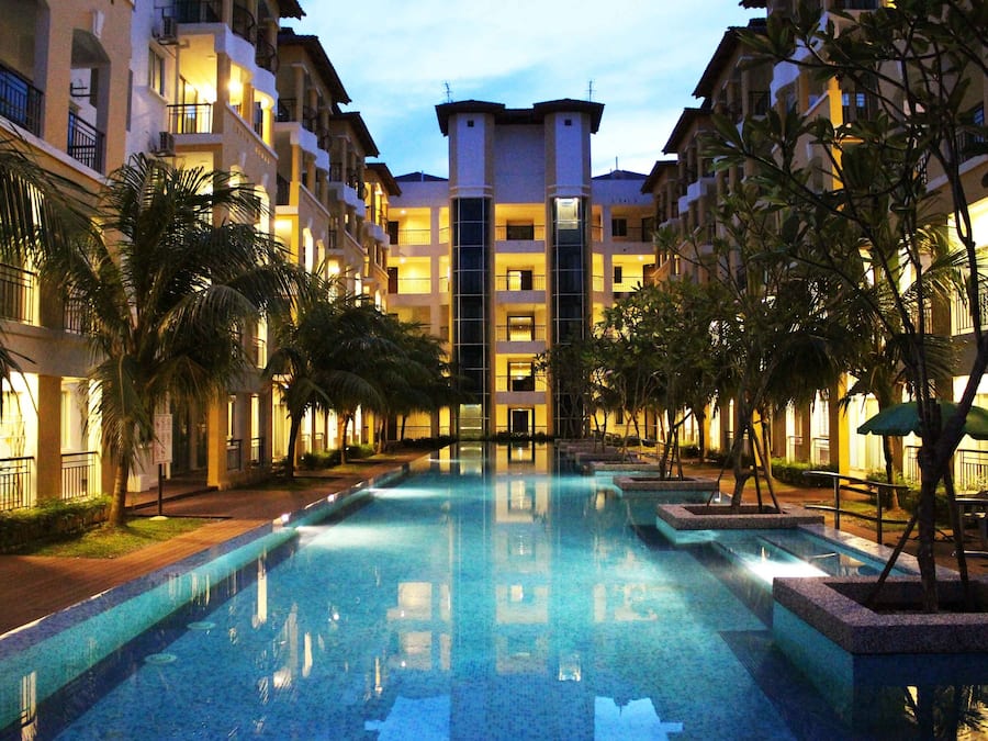 Outdoor pool, open 7:00 AM to 10:00 PM, sun loungers