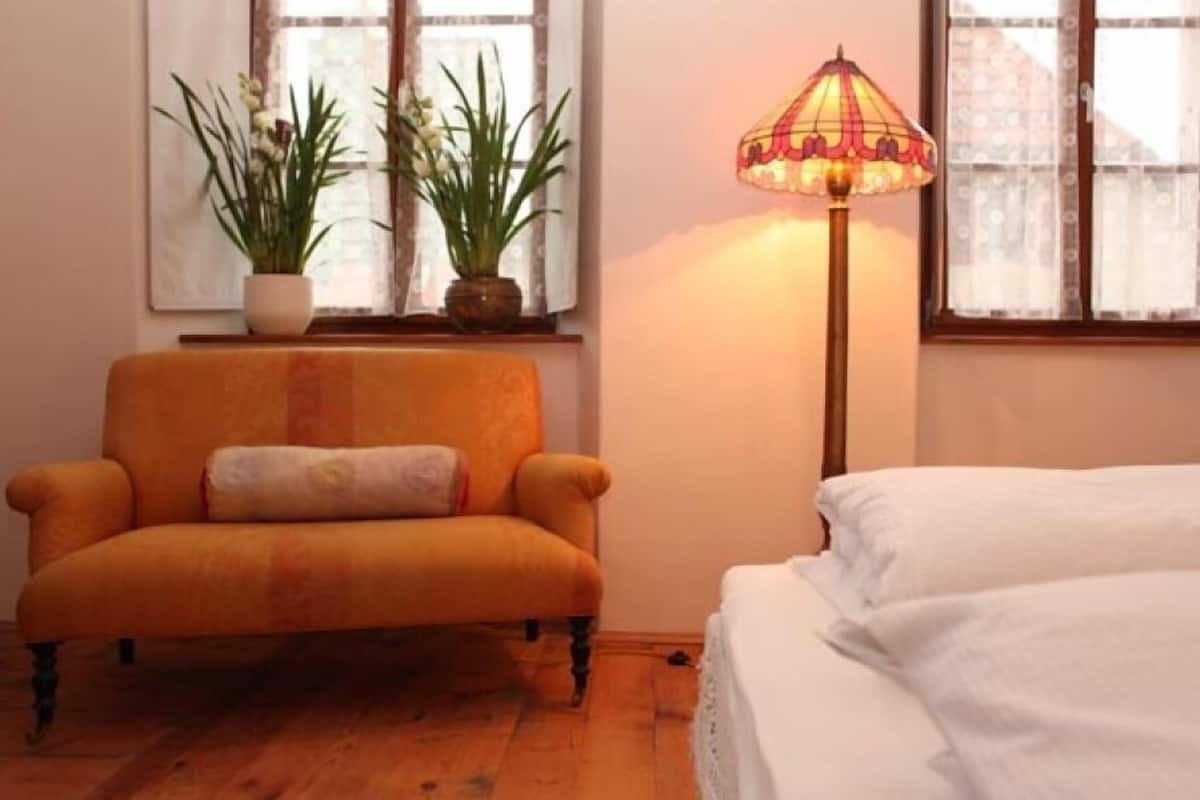 Deluxe studio | Luxe beddengoed, een kluis op de kamer, individueel gedecoreerd