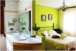 Comfort-Haus, zum Garten hin