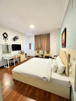 奢華雙人房 | 迷你吧、房內夾萬、遮光窗簾/窗簾、熨斗/熨衫板