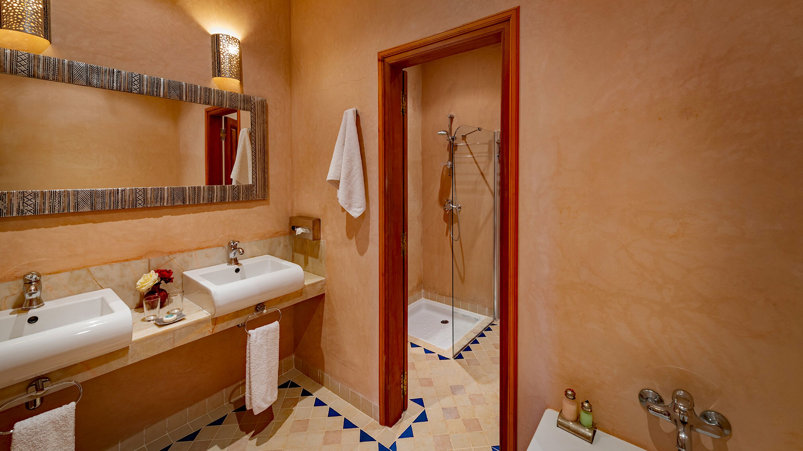 superior room | bathroom | eco-friendly toiletries, hair dryer, bidet, towels