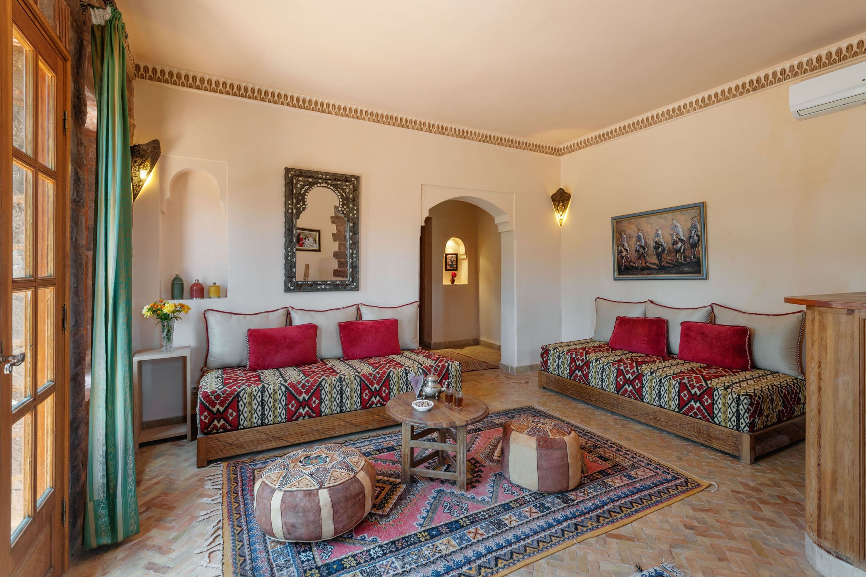 junior suite | desk, blackout curtains, soundproofing, bed sheets