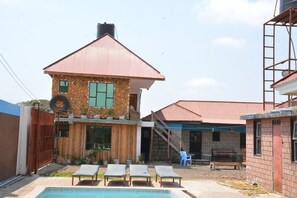 Façana frontal de l'allotjament