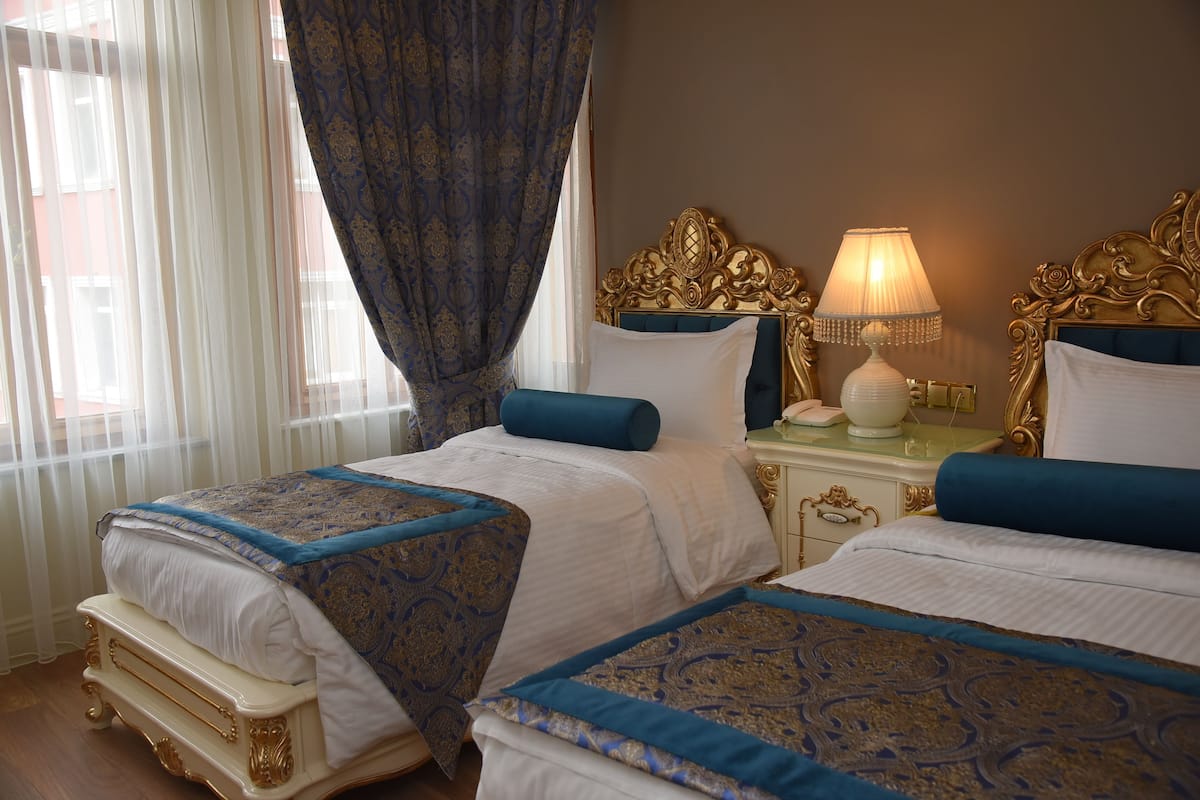 Standard Double Room | Premium bedding, minibar, in-room safe, desk